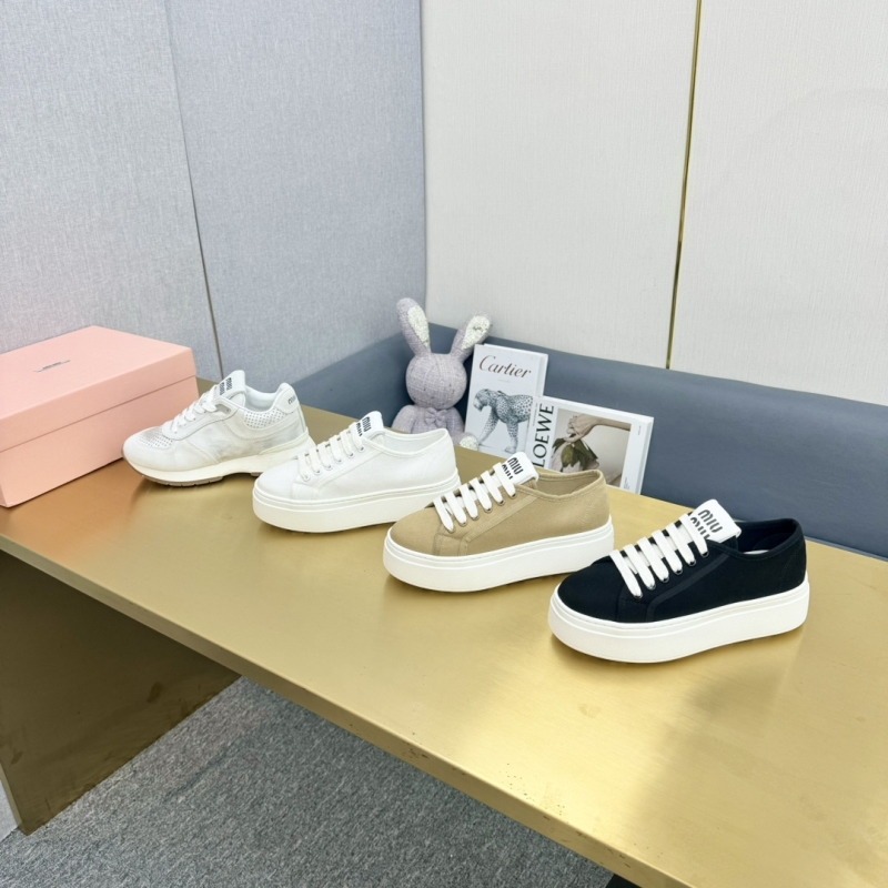 Miu Miu Casual Shoes